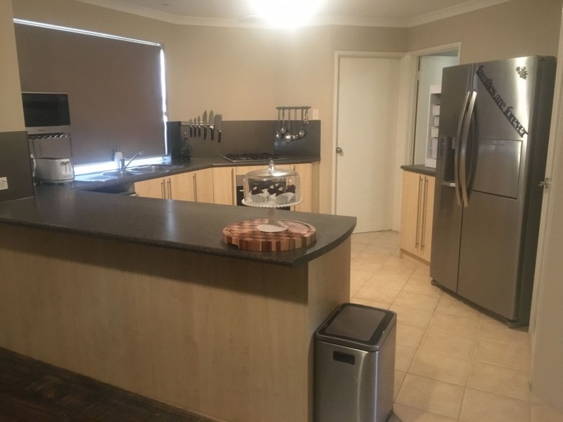 91 Glen Iris Drive, Jandakot WA 6164