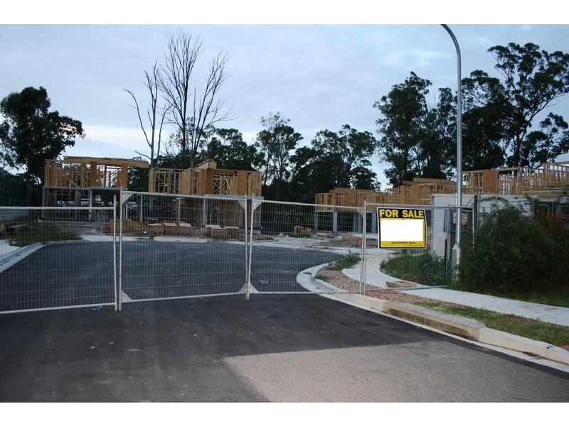 39 SUMMERFIELD AVE, Quakers Hill NSW 2763