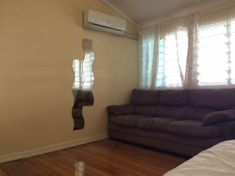 1/12 Hove Street, Highgate Hill QLD 4101