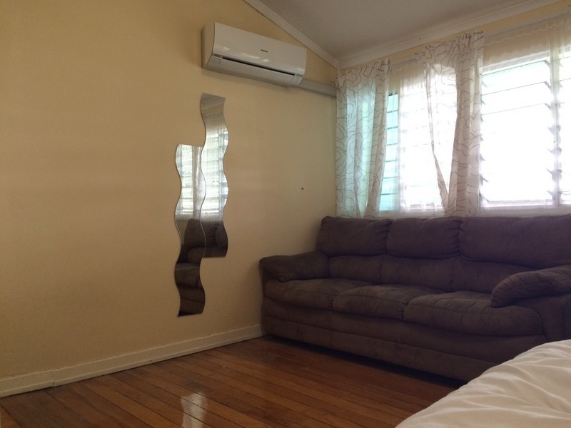 1/12 Hove Street, Highgate Hill QLD 4101