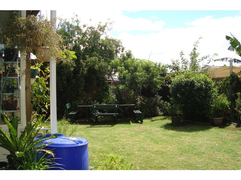 10 Emden Court, St Albans VIC 3021