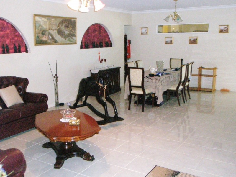 55 Bernley Dr, Viveash WA 6056