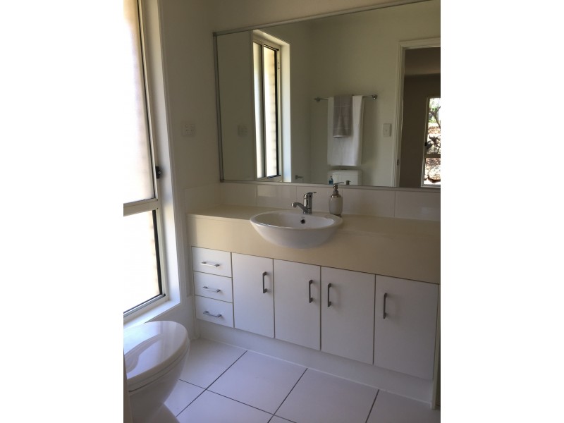 15 Paris Parade, Ormeau QLD 4208