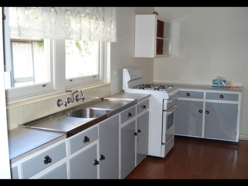 16 Iona St, Broadview SA 5083