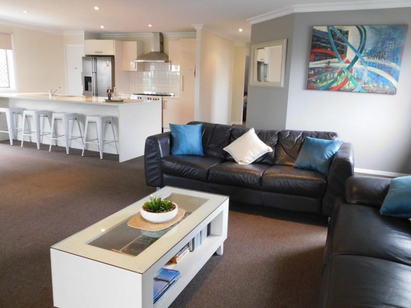 349 Bradman Avenue, Maroochydore QLD 4558