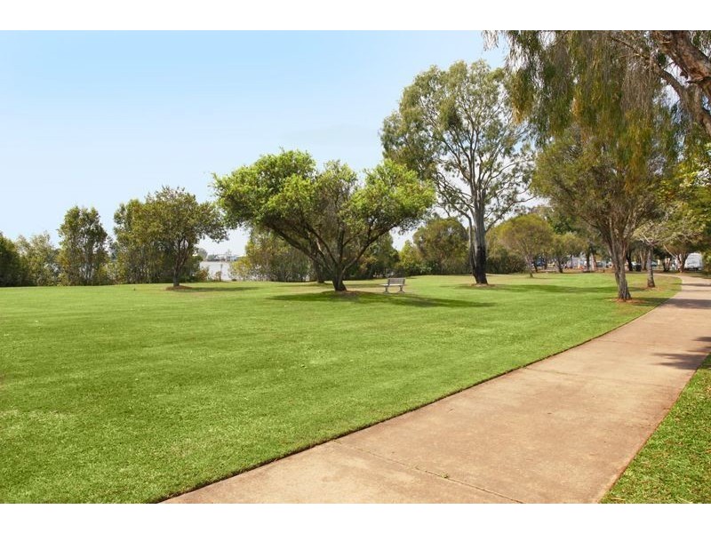 349 Bradman Avenue, Maroochydore QLD 4558