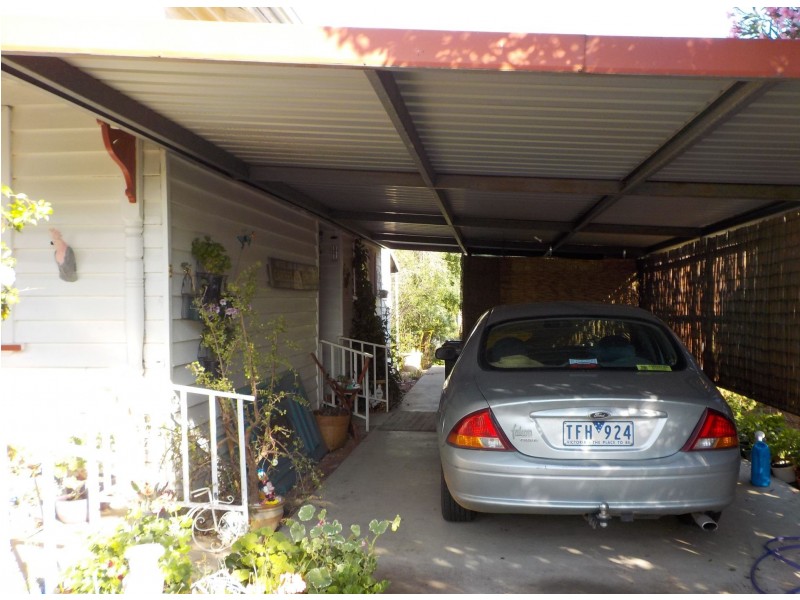 8 Phillips street, Minyip VIC 3392