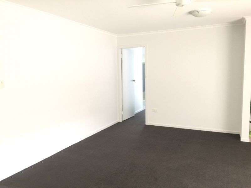 16 Kindra Crescent, Coolamon NSW 2701