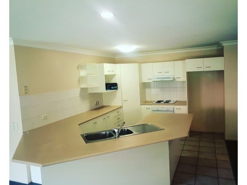 3 Toomba Place, Forest Lake QLD 4078