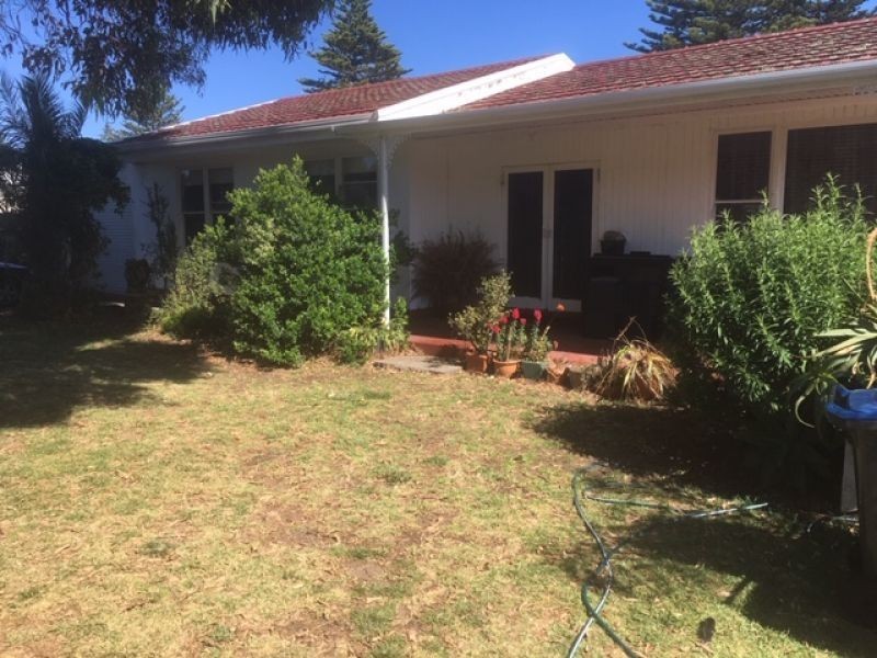 11 Newland Street, Victor Harbor SA 5211