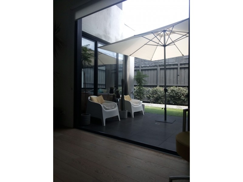 3/36 Crisp Street, Hampton VIC 3188