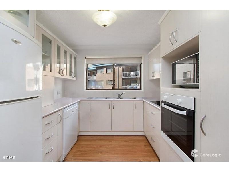 9/5 Old Burleigh Road, Surfers Paradise QLD 4217