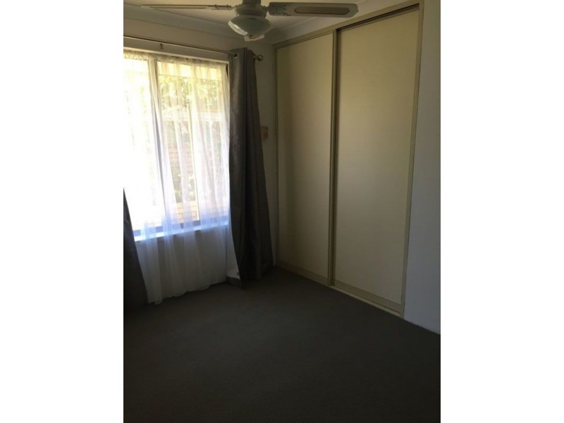 8a/Kitchener Road, Melville WA 6156