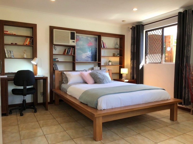 Granny Flat/21 Milverton Avenue, Karrinyup WA 6018