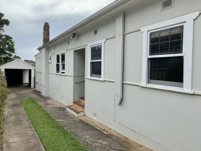 61 Bruce Ave, Belfield NSW 2191