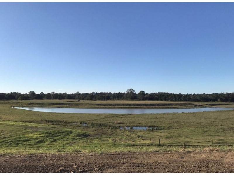 44 Oxbow Crescent, Lawnton QLD 4501