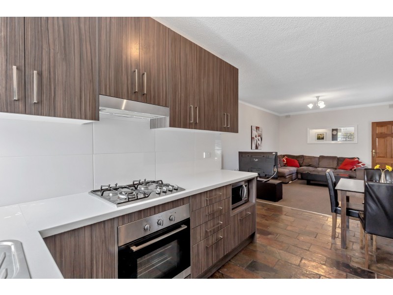 18/33 Cliff St, Glenelg East SA 5045