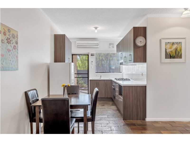 18/33 Cliff St, Glenelg East SA 5045