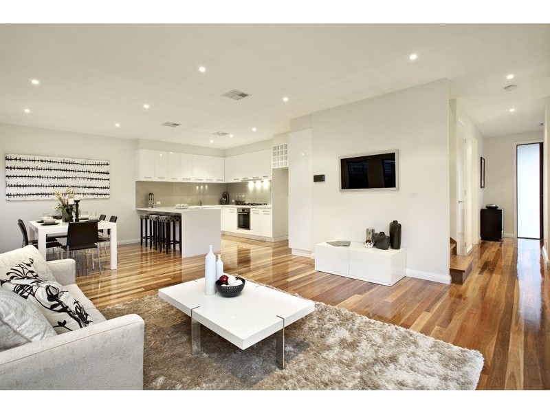 40B ANNE STREET, Mckinnon VIC 3204