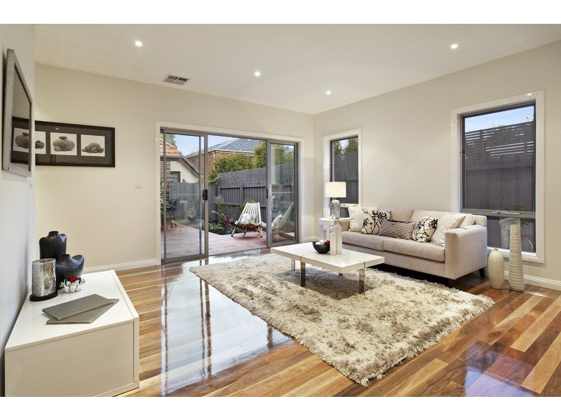 40B ANNE STREET, Mckinnon VIC 3204