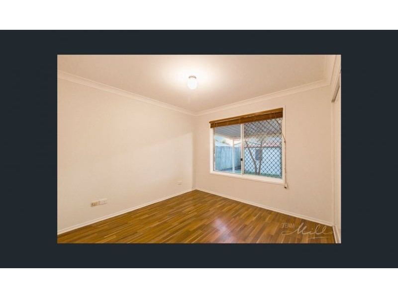 71 Bushland Drive, Regents Park QLD 4118