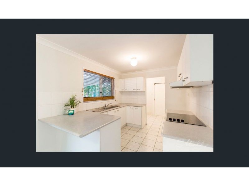 71 Bushland Drive, Regents Park QLD 4118