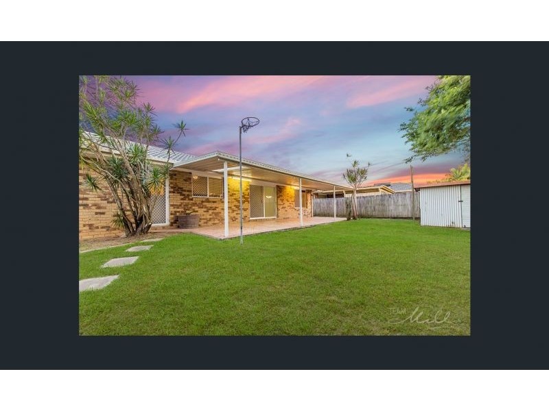 71 Bushland Drive, Regents Park QLD 4118