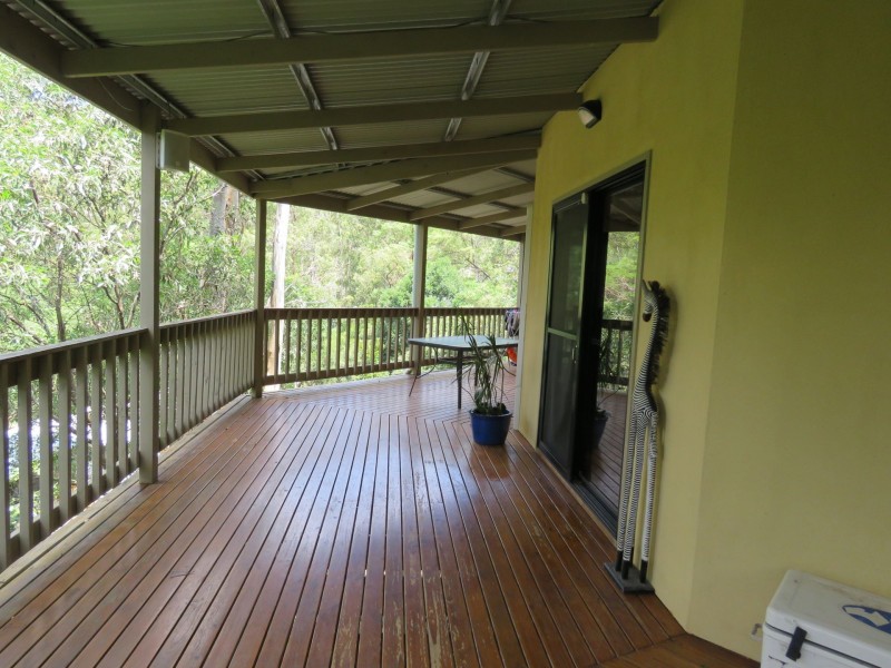 9 Waterfall Drive, Wongawallan QLD 4210