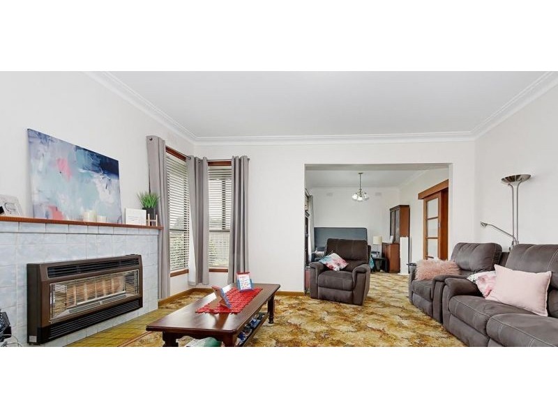 6 Birch Avenue, Tullamarine VIC 3043