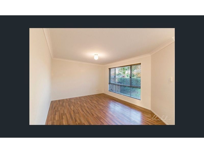 71 Bushland Drive, Regents Park QLD 4118