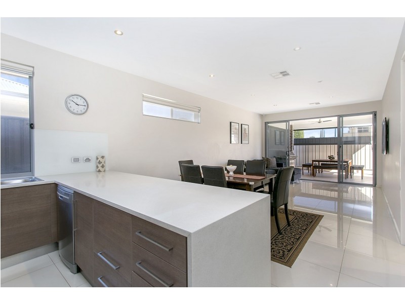 14 Catherine Avenue, Flinders Park SA 5025