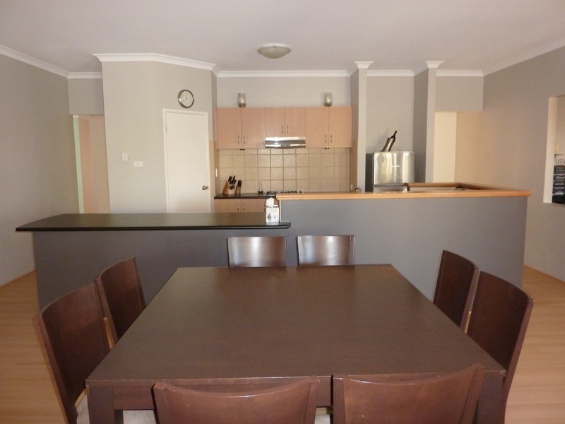 20 Zaragoza Drive, Port Kennedy WA 6172