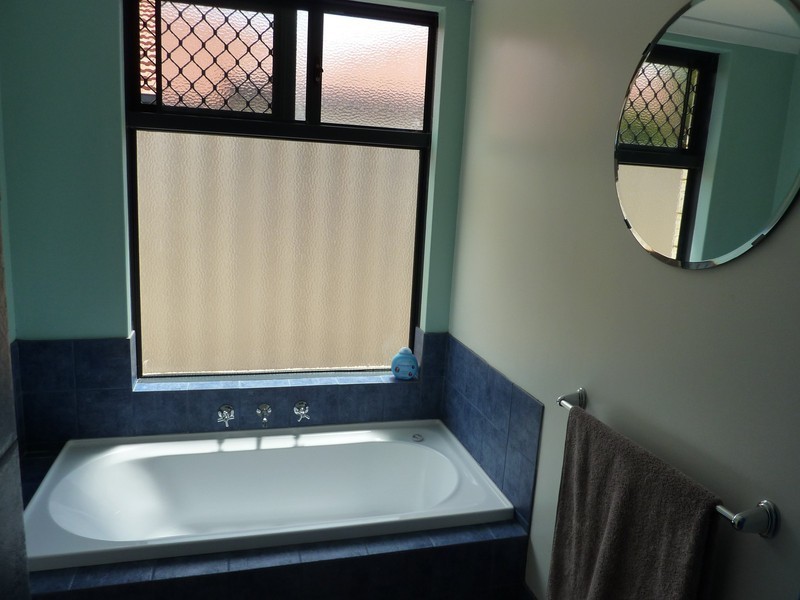 20 Zaragoza Drive, Port Kennedy WA 6172