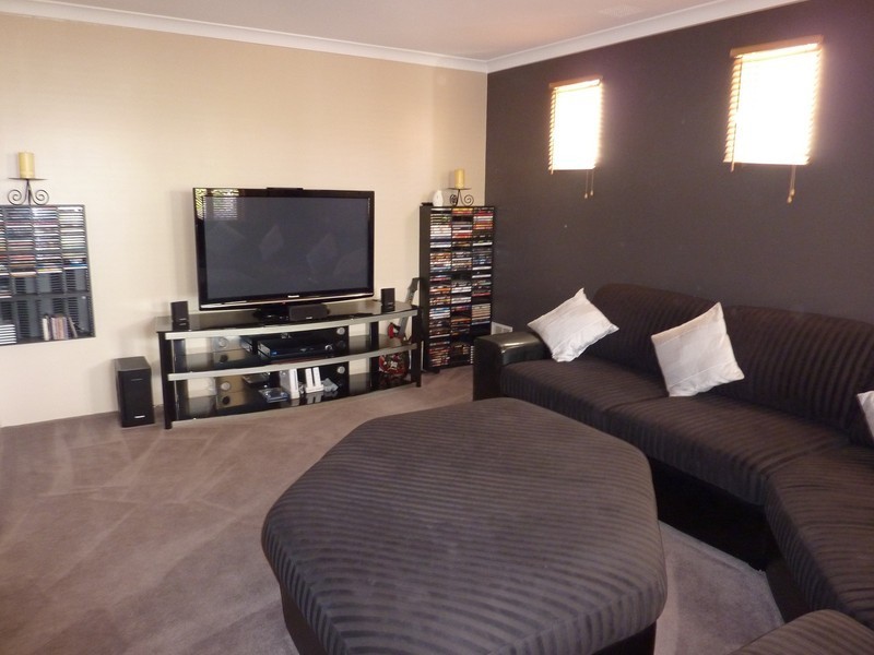 20 Zaragoza Drive, Port Kennedy WA 6172