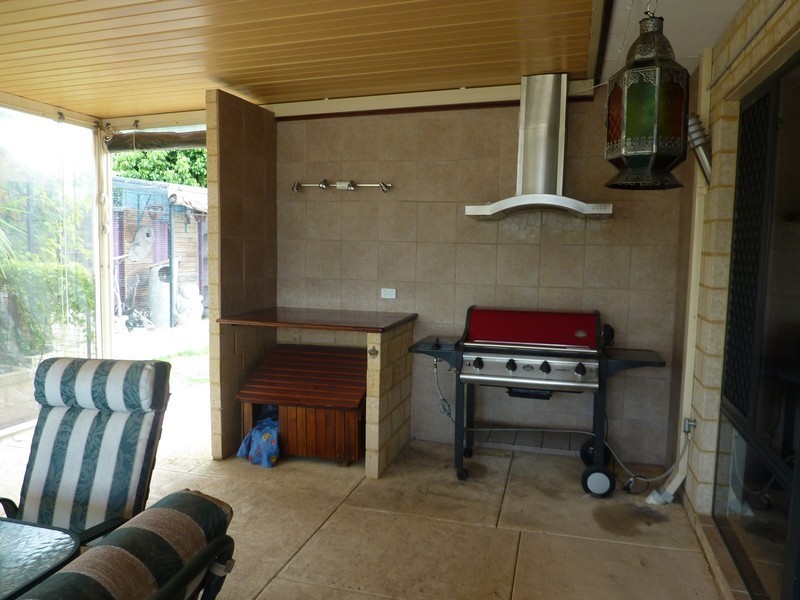 20 Zaragoza Drive, Port Kennedy WA 6172