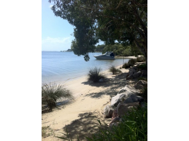 53  ATTUNGA ST NTH, Macleay Island QLD 4184
