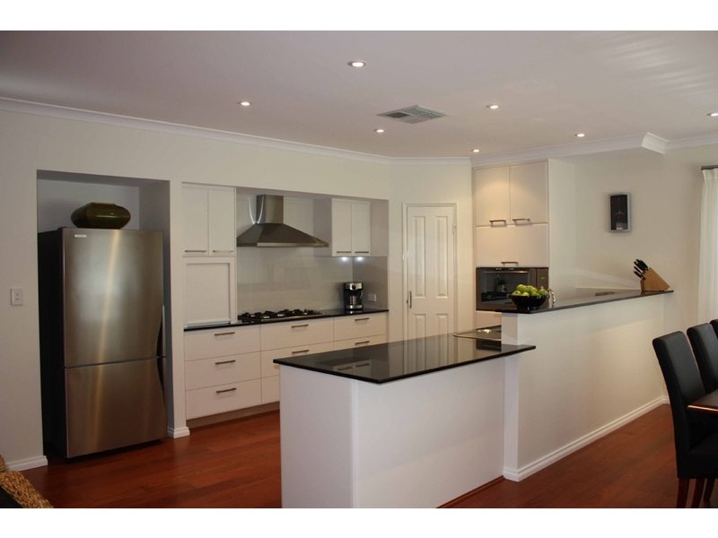 137a Manning Road, Manning WA 6152