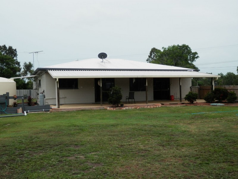 27 Althaus Pde, Yabulu QLD 4818