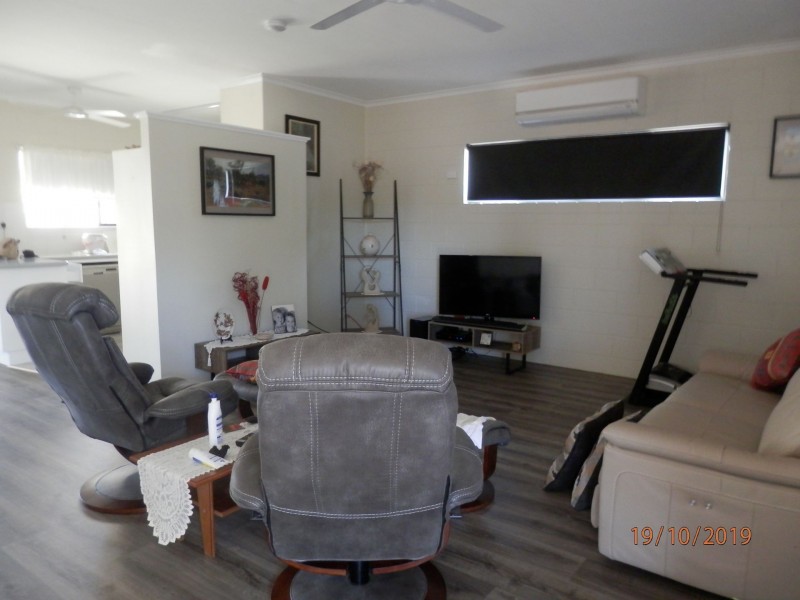 27 Althaus Pde, Yabulu QLD 4818