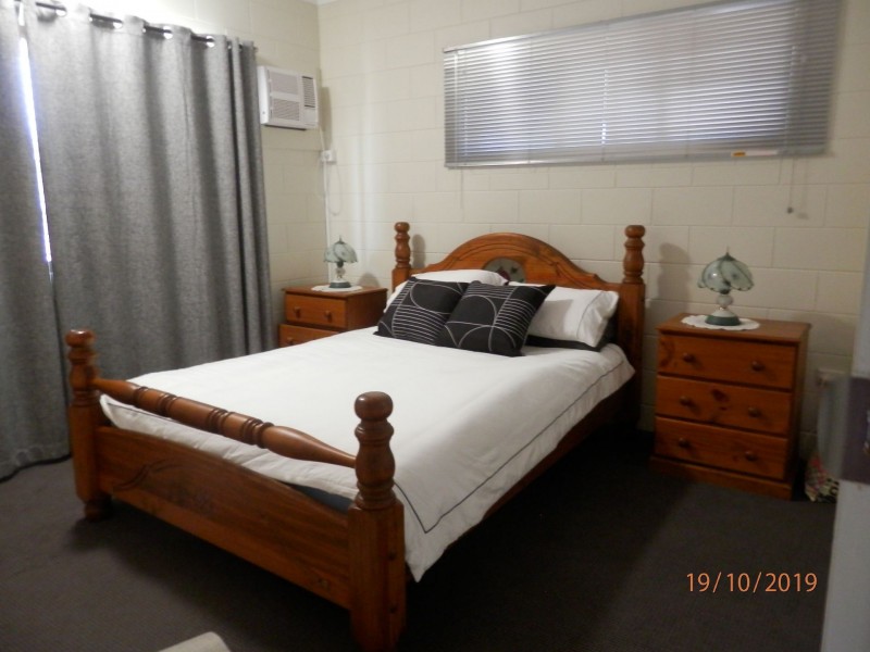 27 Althaus Pde, Yabulu QLD 4818