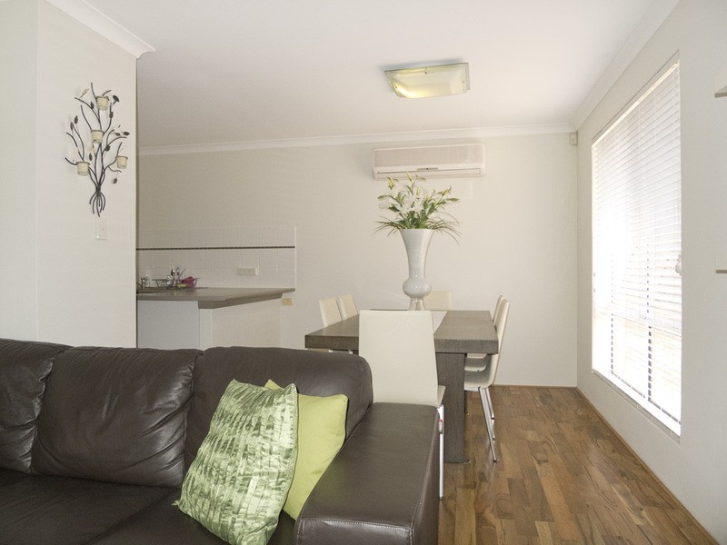 5a Shakespeare Ave, Balcatta WA 6021