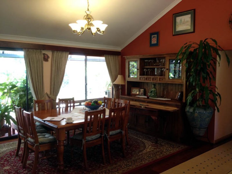 10 Leschenaultia Drive, Chittering WA 6084