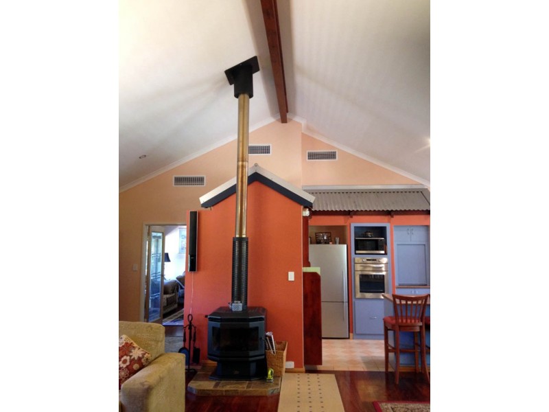 10 Leschenaultia Drive, Chittering WA 6084