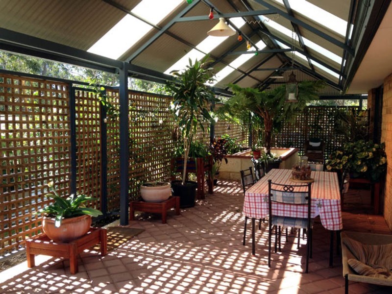 10 Leschenaultia Drive, Chittering WA 6084