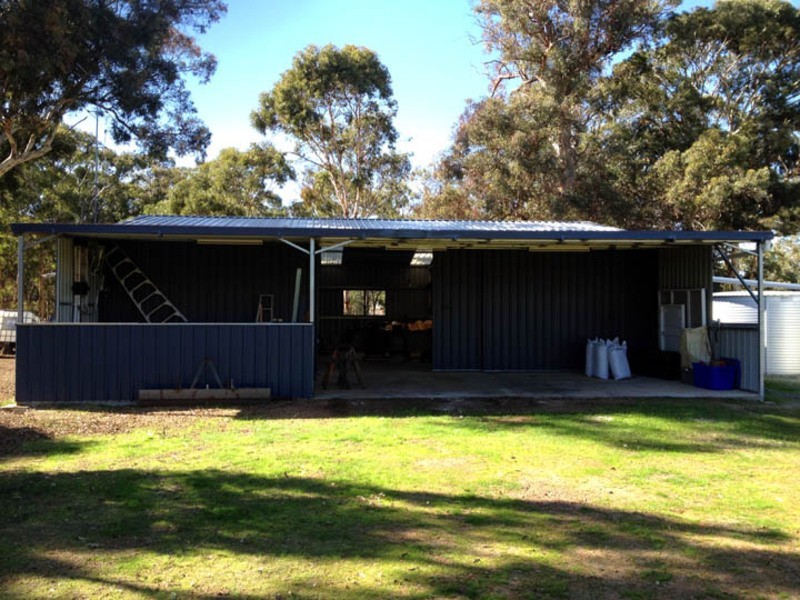 10 Leschenaultia Drive, Chittering WA 6084