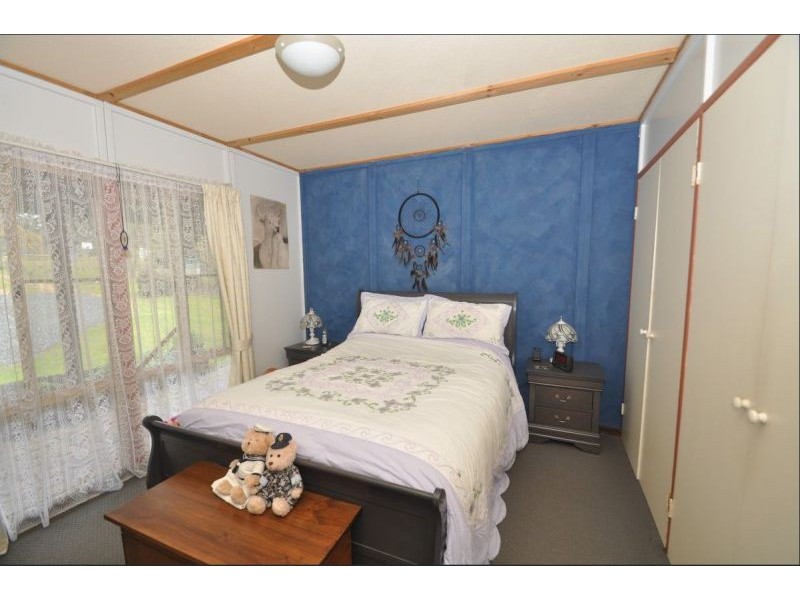 9 karri Lane, Quinninup WA 6258