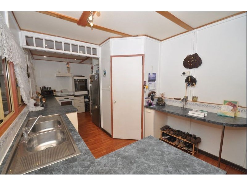 9 karri Lane, Quinninup WA 6258