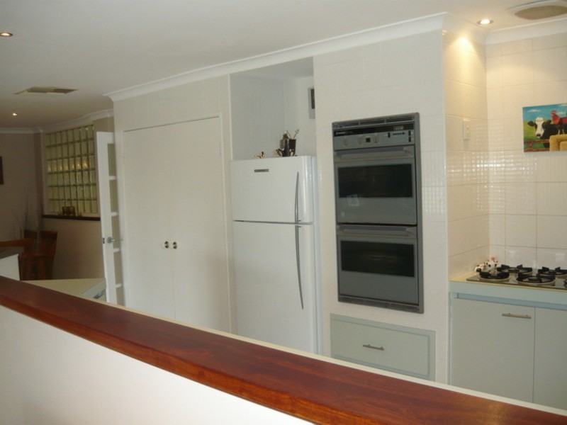 10 Shadyglen Mews, Edgewater WA 6027