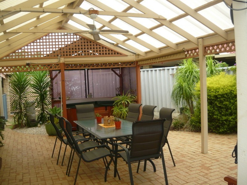 10 Shadyglen Mews, Edgewater WA 6027