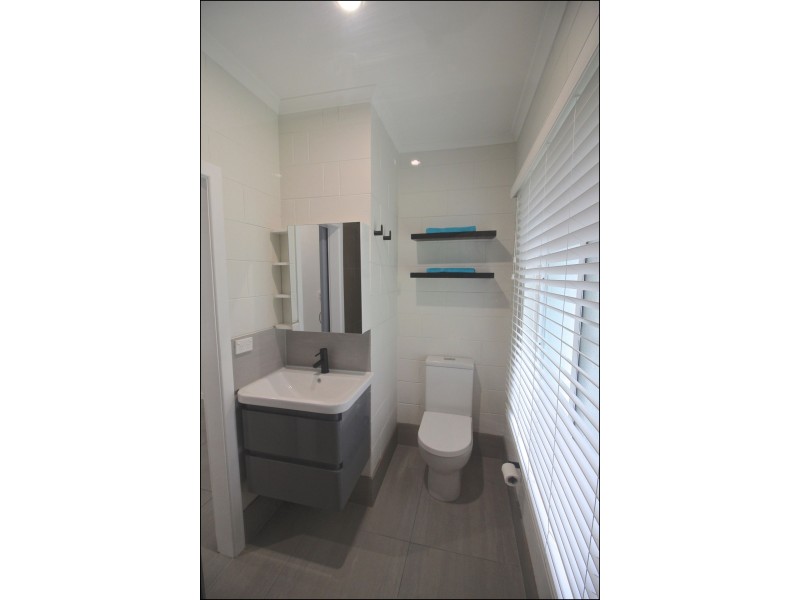 4/12-14 Ireland Cr, Whitfield QLD 4870